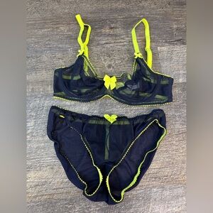 listing-status-banner